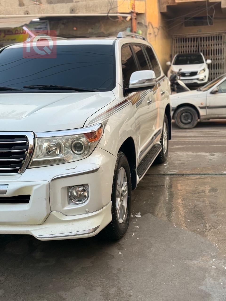 تويوتا لاندكروزر